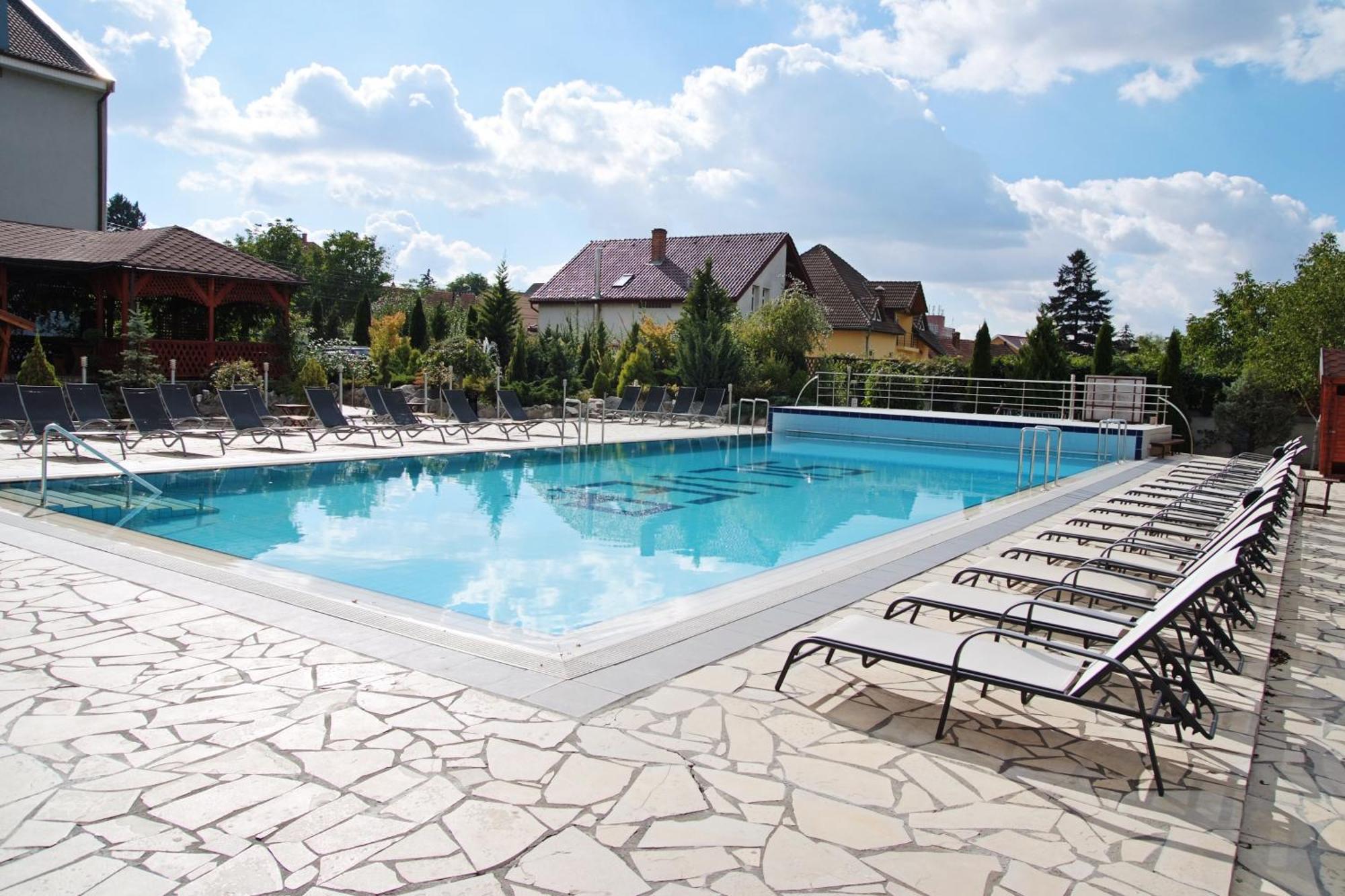 אורדאה Silver Hotel מראה חיצוני תמונה